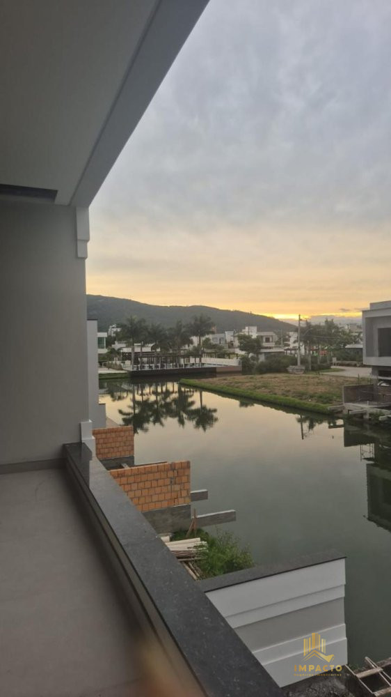Casa à venda  no Beira Rio - Biguaçu, SC. Imóveis