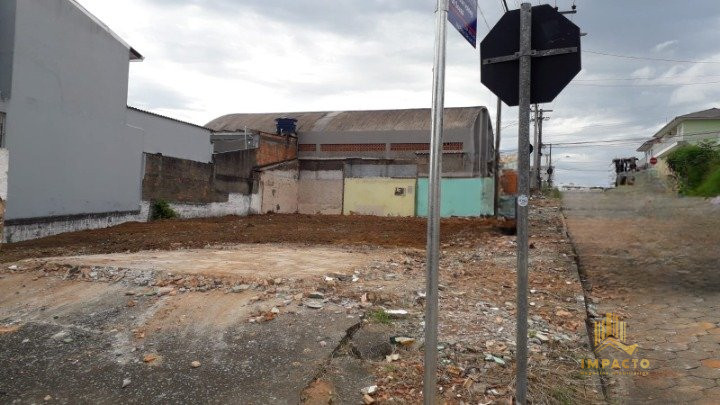 Terreno/Lote à venda  no Areias - São José, SC. Imóveis