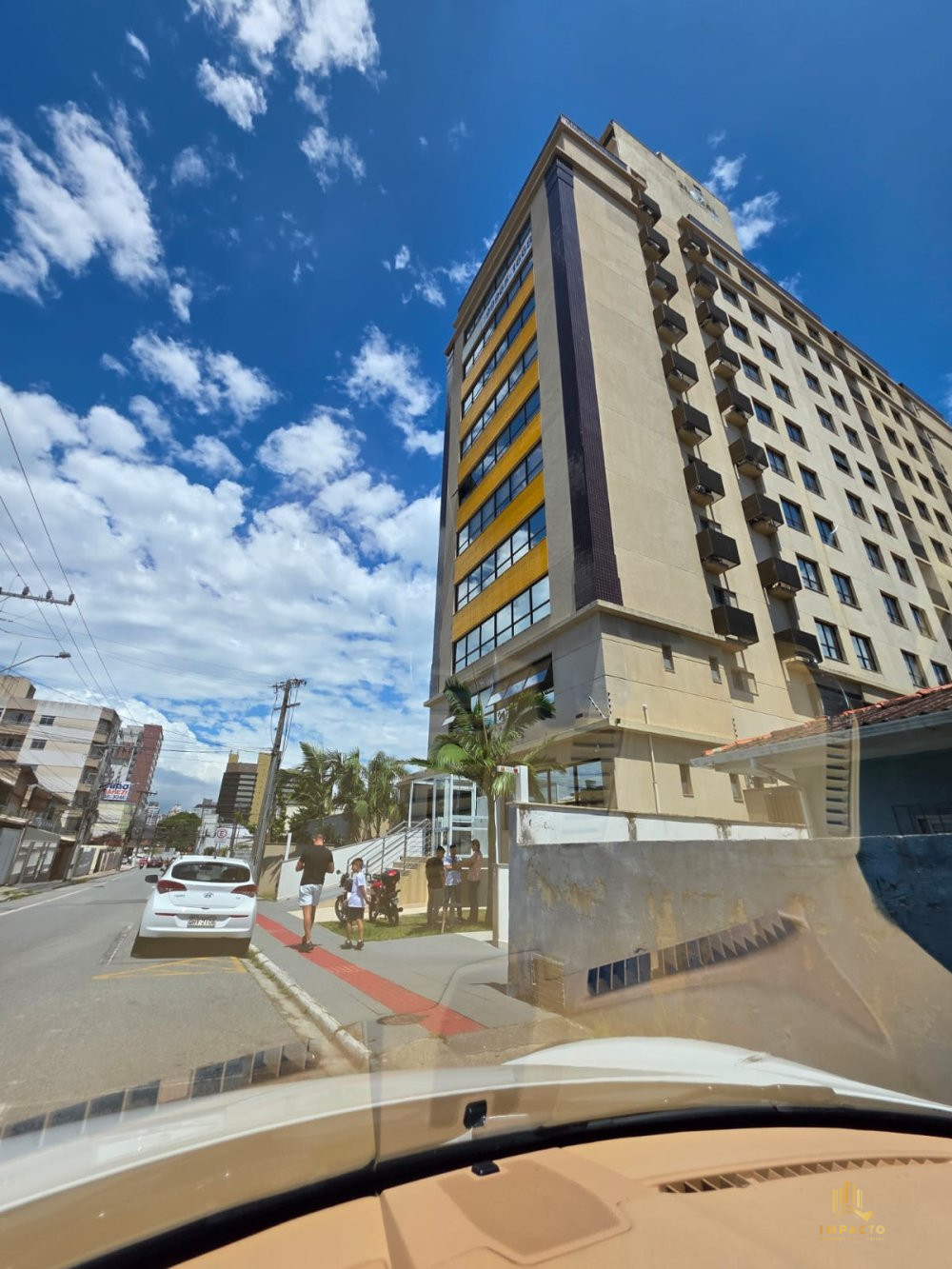 Sala comercial à venda  no Barreiros - São José, SC. Imóveis