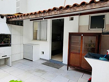 Sobrado � Venda